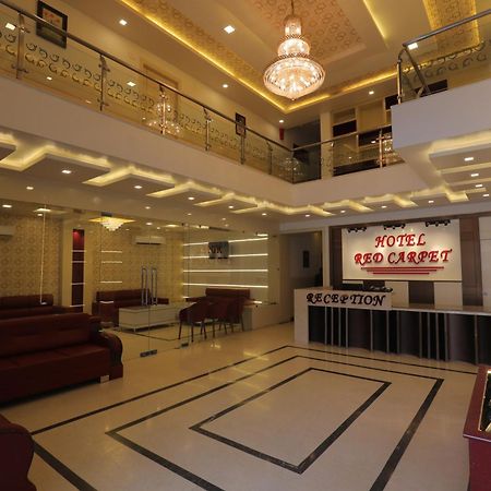 Tājganj Hotel Red Carpet מראה חיצוני תמונה